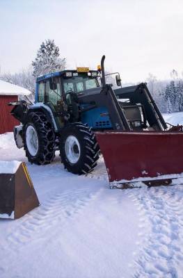 6400
Avainsanat: valtra 6400 Leppä