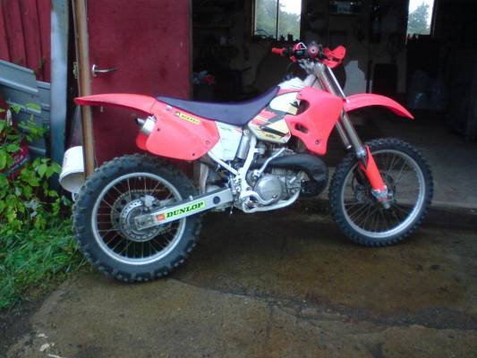 Honda CR 250
Avainsanat: honda cr