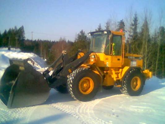 Volvo L70C
Avainsanat: Volvo L70C