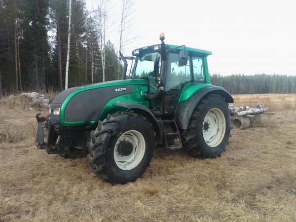 valtra t 160
Harrasteajoneuvo
Avainsanat: valtra t160