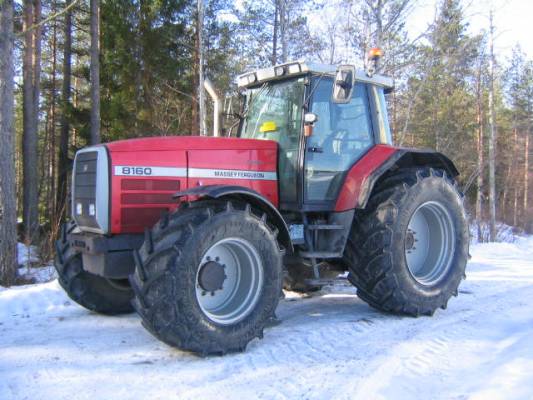 Massey Ferguson 8160
Ilmeisesti jostain mettäautotien varrelta Alavieskasta bongattu
Avainsanat: Massey Ferguson 8160