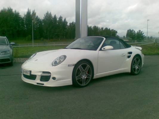 Porsche 911 Turbo capriolet
Käyttöauton edustus / esittelyauto
Avainsanat: Porsche 911 turbo cabriolet turbotakarontissa.com
