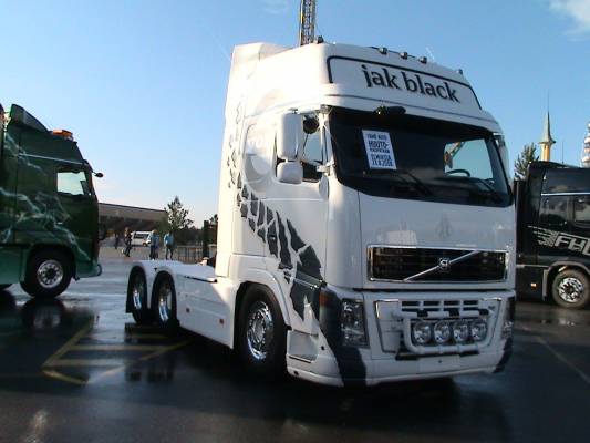 Black Jack volvo
Toinen Volvo custom pro autoista
Avainsanat: Volvo FH