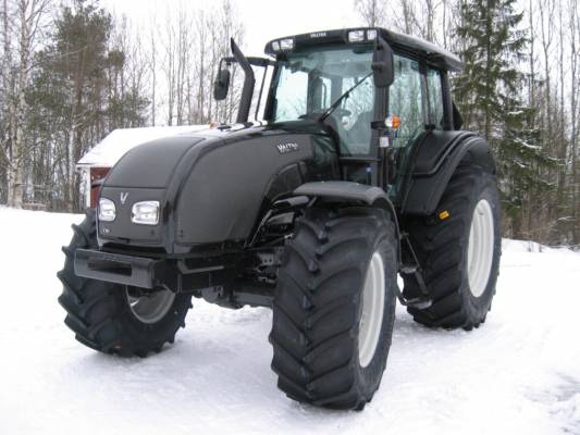 Valtra t151
Uus Valtra t151eh
