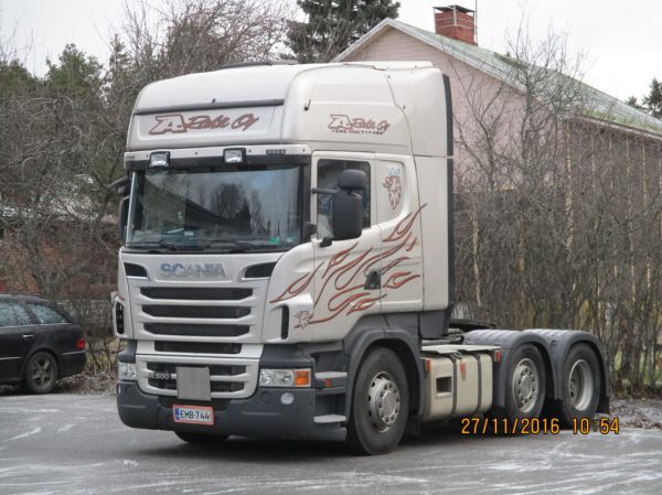 A-Rahdin Scania R500
A-Rahti Oy:n Scania R500 rekkaveturi.
Avainsanat: A-Rahti Scania R500