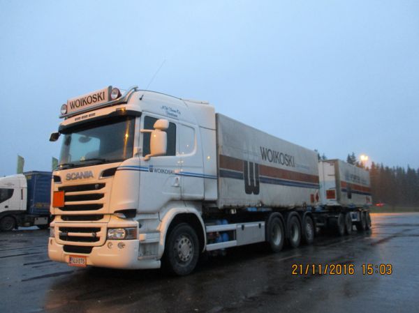 AH-Transin Scania R620
AH-Trans Oy:n Scania R620 täysperävaunuyhdistelmä. 
Avainsanat: AH-Trans Scania R620 ABC Hirvaskangas Woikoski