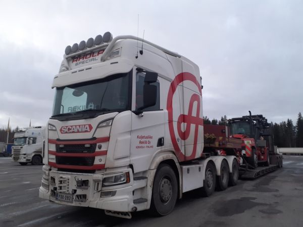 Klikkaa kuvaa nähdäksesi se täysikokoisena
==============
Kuljetusliike Rekilän Scania R650
Ahola Specialin ajossa oleva Kuljetusliike Rekilä Oy:n Scania R650 lavettiyhdistelmä.
Avainsanat: Rekilä Ahola-Special Scania R650 ABC Hirvaskangas Kuljetusliike Rekilän Scania R650
Ahola Specialin ajossa oleva Kuljetusliike Rekilä Oy:n Scania R650 lavettiyhdistelmä.
Avainsanat: Rekilä Ahola-Special Scania R650 ABC Hirvaskangas