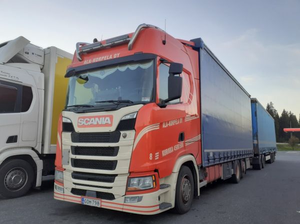 Klikkaa kuvaa nähdäksesi se täysikokoisena
==============
Ala-Korpelan Scania
Ala-Korpela Oy:n Scania täysperävaunuyhdistelmä.
Avainsanat: Ala-Korpela Scania ABC Hirvaskangas 8 Ala-Korpelan Scania
Ala-Korpela Oy:n Scania täysperävaunuyhdistelmä.
Avainsanat: Ala-Korpela Scania ABC Hirvaskangas 8
