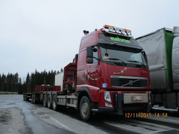 Kuljetus P Arbeliuksen Volvo FH480 
Kuljetus P Arbelius Ay:n nosturilla varustettu Volvo FH480 täysperävaunuyhdistelmä.
Avainsanat: Arbelius Volvo FH480 ABC Hirvaskangas