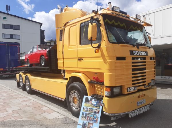 Asennus J Kautosen Scania 142M
Asennus J Kautosen Scania 142M vaihtolava-auto.
Avainsanat: Kautonen Scania 142M Viitasaari24
