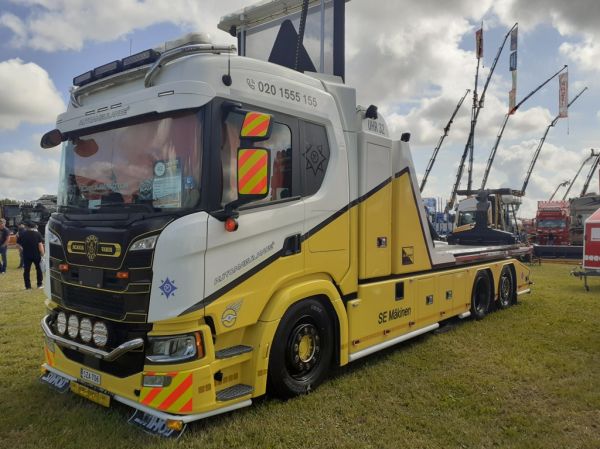 Autoambulance Groupin Scania G450
Autoambulance Group Oy:n Scania G450 hinausauto.
Avainsanat: Autoambulance Scania G450 Alahärmä25
