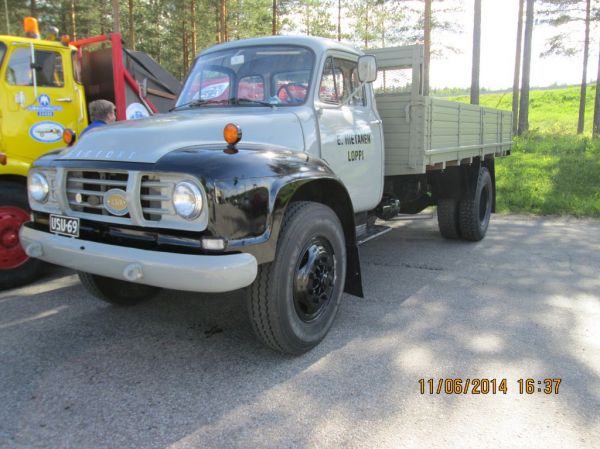 E Hietasen Bedford
E Hietasen Bedford kuorma-auto.
Avainsanat: Hietanen Bedford Shell Hirvaskangas