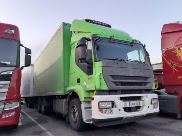 Bring Finlandin Iveco Stralis 420
Bring Finlandin Iveco Stralis 420 täysperävaunuyhdistelmä.
Avainsanat: Bring Iveco Stralis 420 ABC Hirvaskangas