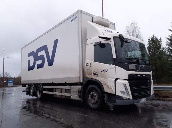 Klikkaa kuvaa nähdäksesi se täysikokoisena
==============
DSV:n Volvo FM460
DSV:n Volvo FM460 rahtiauto.
Avainsanat: DSV Volvo FM460 ABC Hirvaskangas 4213 DSV:n Volvo FM460
DSV:n Volvo FM460 rahtiauto.
Avainsanat: DSV Volvo FM460 ABC Hirvaskangas 4213