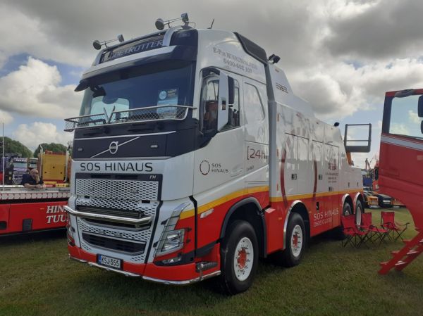 E-P:n Hinauspalvelun Volvo FH540
E-P:n Hinauspalvelu Oy:n Volvo FH540 hinausauto.
Avainsanat: E-P:n-Hinauspalvelu Sos-Hinaus Volvo FH540 Alahärmä25