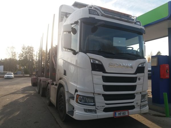 M Flyktmanin Scania R730
M Flyktman Oy:n Scania R730 puutavarayhdistelmä.
Keywords: Flyktman Scania R730