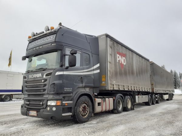 Grasuman Scania R560
Grasuma Oy:n Scania R560 b-juna.
Avainsanat: Grasuma PrimaTrans Scania R560 ABC Hirvaskangas