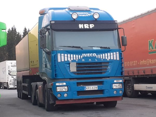 Hämeen Rahtipalvelun Iveco Stralis 560
Hämeen Rahtipalvelu Oy:n Iveco Stralis 560 puoliperävaunuyhdistelmä.
Avainsanat: Hämeen Rahtipalvelu Iveco Stralis 560 ABC Hirvaskangas HRP