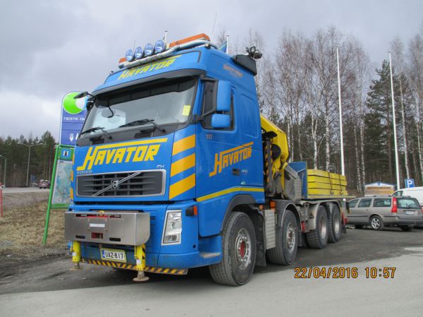 Havatorin Volvo FH460
Havator Oy:n nosturilla varustettu Volvo FH460.
Avainsanat: Havator Volvo FH460