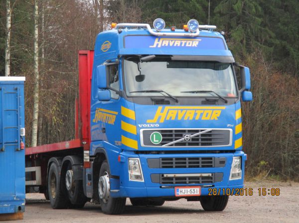 Havatorin Volvo FH 
Havator Oy:n Volvo FH puoliperävaunuyhdistelmä.
Avainsanat: Havator Volvo FH