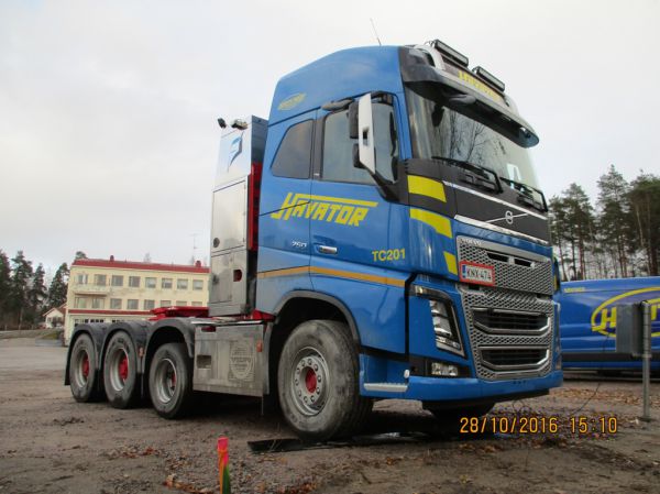 Havatorin Volvo FH16
Havator Oy:n Volvo FH16 rekkaveturi.
Avainsanat: Havator Volvo FH16