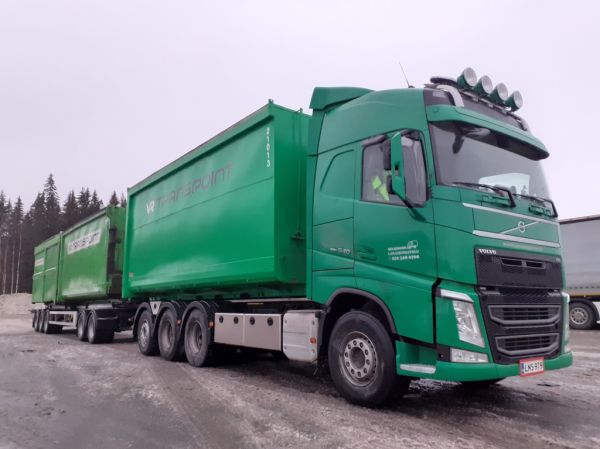 Helsingin Lakaisupalvelun Volvo FH540
Helsingin Lakaisupalvelu Oy:n Volvo FH540 täysperävaunuyhdistelmä.
Avainsanat: Lakaisupalvelu Volvo FH540 ABC Hirvaskangas