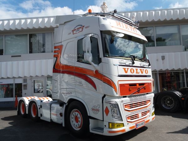 Kuljetusliike J Hiedon Volvo FH
Kuljetusliike J Hieto Oy:n Volvo FH rekkaveturi.
Avainsanat: Hieto Volvo FH Viitasaari17