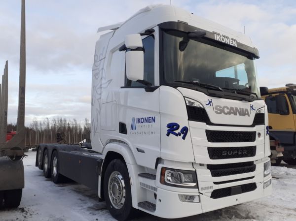 Ikonen Yhtiön Scania R560
Ikonen Yhtiön Scania R560.
Avainsanat: Ikonen-Yhtiöt Scania R560 Hirvaskangas