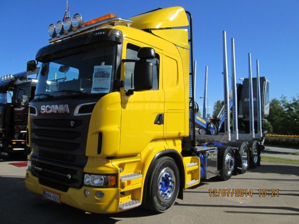 Kuljetus Iso-Pellisen Scania R620 
Kuljetus Iso-Pellinen Ay:n Scania R620 puutavara-auto.
Avainsanat: Iso-Pellinen Scania R620 Viitasaari14