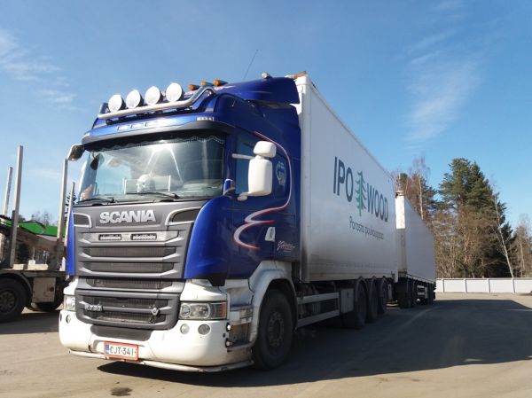 JH Kuljetus Haaviston Scania R730
JH Kuljetus Haaviston Scania R730 hakeyhdistelmä.
Avainsanat: JH-Kuljetus-Haavisto Scania R730 IPO-WOOD Neste
