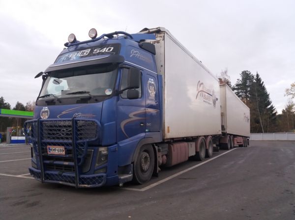 JH Kuljetus Haaviston Volvo FH16
JH Kuljetus Haaviston Volvo FH16 hakeyhdistelmä.
Avainsanat: JH-Kuljetus-Haavisto Volvo FH16 Neste