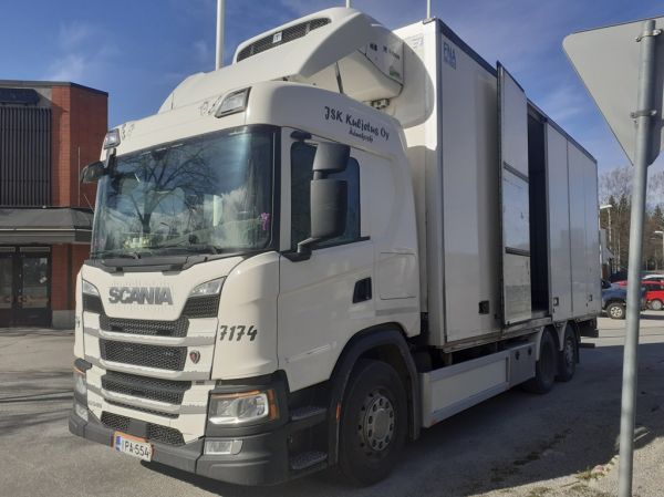 JSK Kuljetuksen Scania G540
JSK Kuljetus Oy:n Scania G540 rahtiauto.
Avainsanat: JSK Kuljetus Scania G540 Schenker 7174