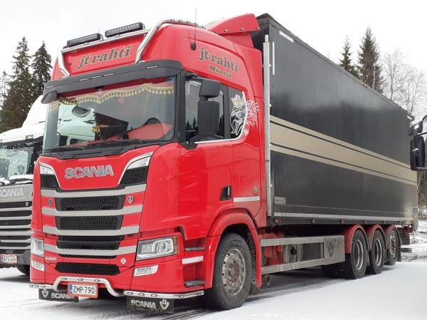 JT Rahdin Scania R650
JT Rahti Oy:n Scania R650 hakeauto.
Avainsanat: JT-Rahti Scania R650