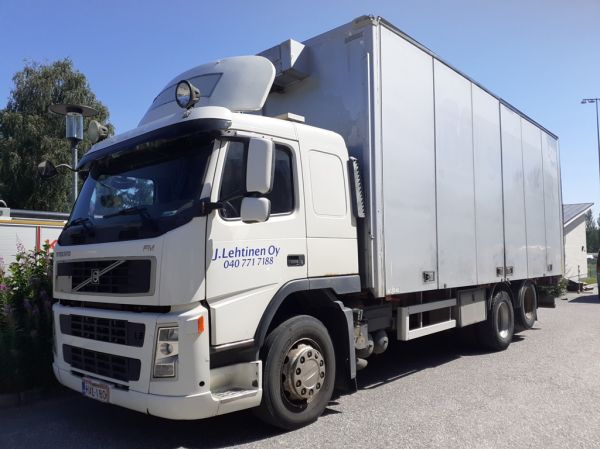 Klikkaa kuvaa nähdäksesi se täysikokoisena
==============
J Lehtisen Volvo FM
J Lehtinen Oy:n Volvo FM rahtiauto.
Avainsanat: Lehtinen Volvo FM Häly2026 J Lehtisen Volvo FM
J Lehtinen Oy:n Volvo FM rahtiauto.
Avainsanat: Lehtinen Volvo FM Häly2026
