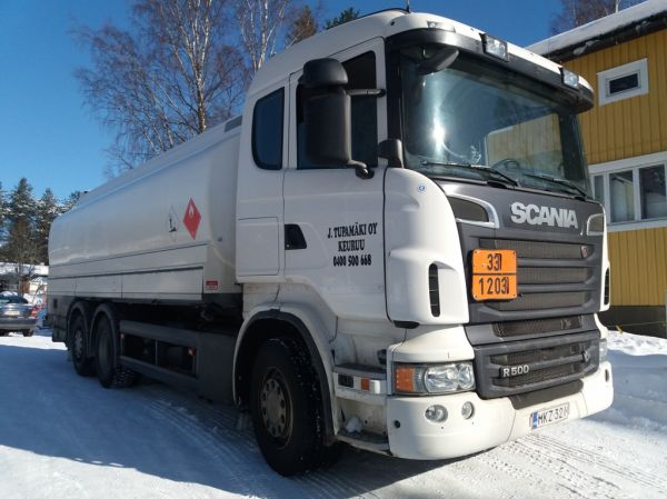 J Tupamäen Scania R500
J Tupamäen Scania R500 öljyauto.
Avainsanat: Tupamäki Scania R500