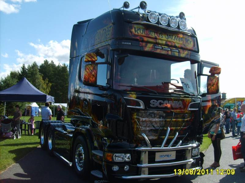 Kuljetus Jalava Ky:n Scania R560
Kuljetus Jalava Ky:n Scania R560 "Black Elm" rekkaveturi.
Avainsanat: Jalava Scania R560 Black Elm Elm Street Alahärmä11