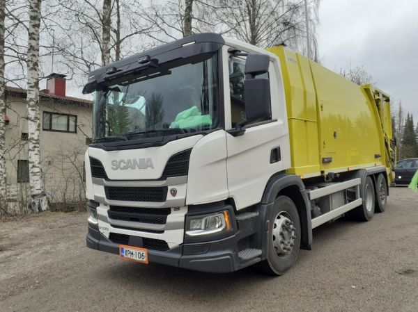 Jätehuolto Laineen Scania P370
Jätehuolto Laineen Scania P370 jäteauto.
Avainsanat: Laine Scania P370