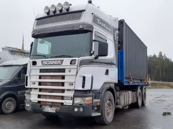 JoKa Tekon Scania
Joka Teko Ky:n Scania vaihtolava-auto.
Avainsanat: JoKaTeko Scania ABC Hirvaskangas