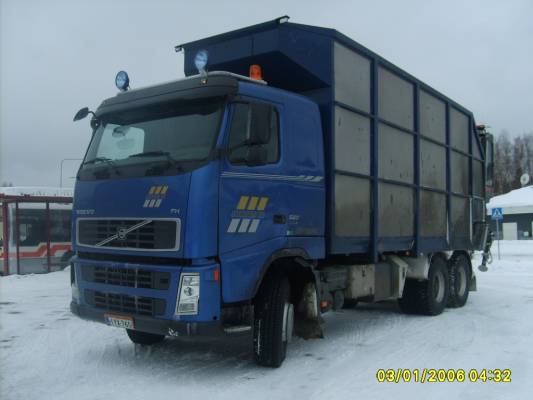 Kuljetus ja koneurakointi Jokisen Volvo FH520
Kuljetus ja koneurakointi Jokinen Oy:n Volvo FH520.
Avainsanat: Jokinen Volvo FH520