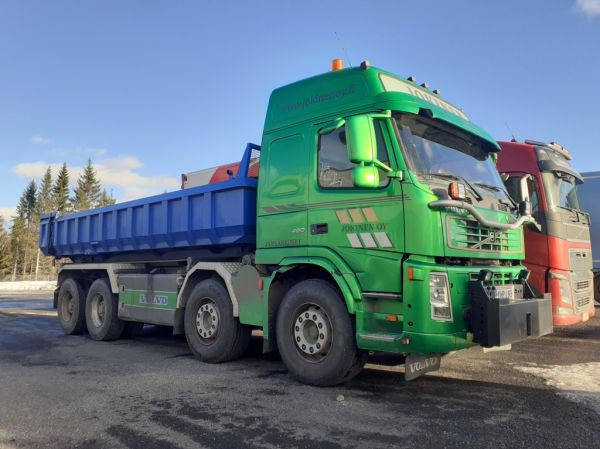 Jokisen Volvo FMX460
Jokinen Oy:n Volvo FMX460 sora-auto.
Avainsanat: Jokinen Volvo FMX460