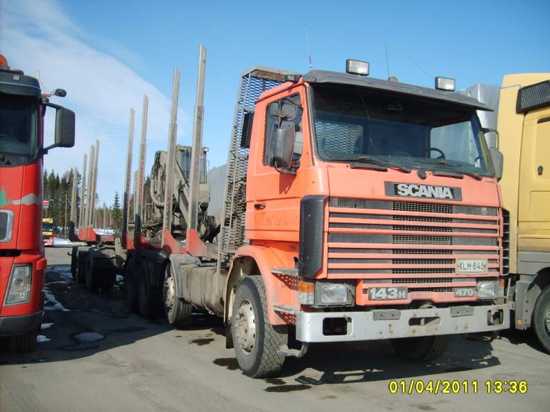 Kuljetusliike M Junnolan Scania 143H
Kuljetusliike M Junnola Oy:n Scania 143H puutavarayhdistelmä.
Avainsanat: Junnola Scania 143H ABC Hirvaskangas