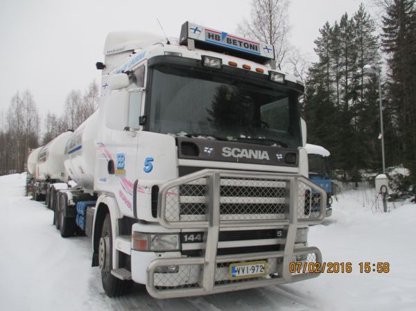 K-S Bulkin Scania 144
K-S Bulk Oy:n Scania 144 säiliöyhdistelmä.
Avainsanat: K-S-Bulk Scania 144 5