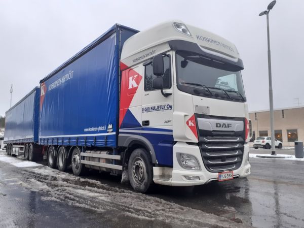 Uudenkaupungin Kuljetuksen DAF XF530
Koskinen-Yhtiön ajossa oleva U:gin kuljetus Oy:n DAF XF530 täysperävaunuyhdistelmä.
Avainsanat: K-Koskinen UginKuljetus DAF XF530 Shell Hirvaskangas