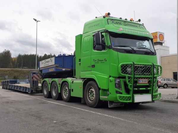 K Sirosen Volvo FH16 
K Sironen Oy:n Volvo FH16 lavettiyhdistelmä.
Avainsanat: Sironen Volvo FH16 Shell Hirvaskangas