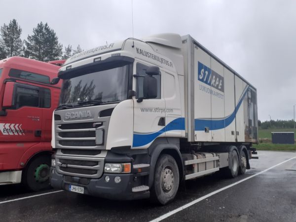Klikkaa kuvaa nähdäksesi se täysikokoisena
==============
Kalustekuljetuksen Scania R450
Kalustekuljetuksen Scania R450 rahtiauto.
Avainsanat: Kalustekuljetus Scania R450 ST1 Hirvaskangas Kalustekuljetuksen Scania R450
Kalustekuljetuksen Scania R450 rahtiauto.
Avainsanat: Kalustekuljetus Scania R450 ST1 Hirvaskangas