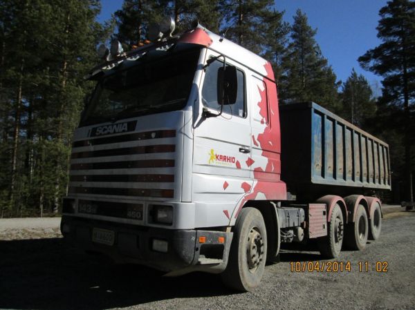 Karhion Scania 143H
Karhio Oy:n Scania 143H vaihtolava-auto.
Avainsanat: Karhio Scania 143H 450