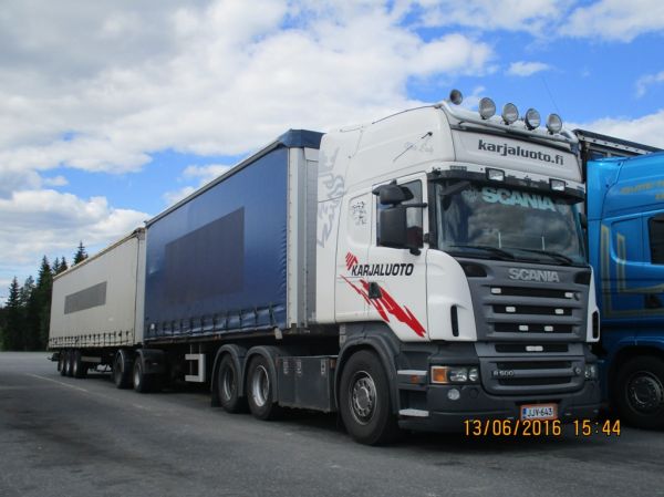 Karjaluodon Scania R500
Karjaluodon Scania R500 b-juna.
Avainsanat: Karjaluoto Scania R500 ABC Hirvaskangas B-juna