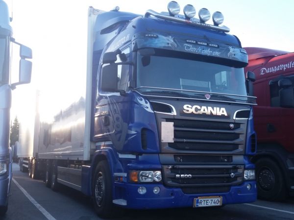 Karjaluodon Scania R500
Karjaluodon Scania R500 täysperävaunuyhdistelmä.
Avainsanat: Karjaluoto Scania R500 ABC Hirvaskangas