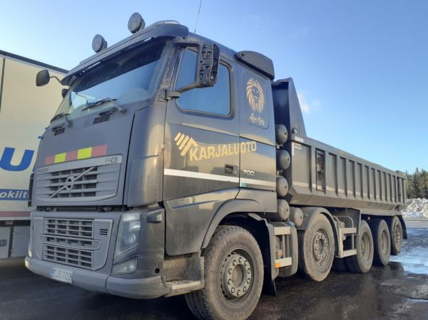 Karjaluodon Volvo FH16
Karjaluodon Volvo FH16 maansiirtoauto.
Avainsanat: Karjaluoto Volvo FH16 ABC Hirvaskangas