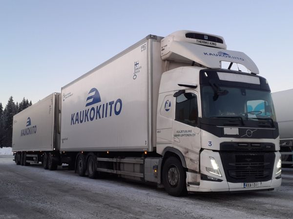 Kuljetusliike I Lehtosen Volvo FM460
Kaukokiidon ajossa oleva Kuljetusliike I Lehtonen Oy:n Volvo FM460 täysperävaunuyhdistelmä.
Avainsanat: Lehtonen Kaukokiito Volvo FM460 ABC Hirvaskangas 3
